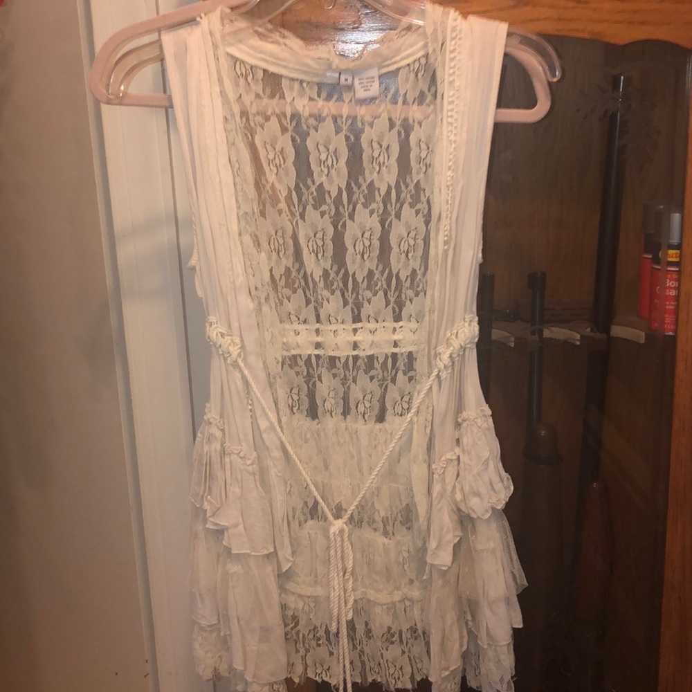 Cream Sleeveless Cardigan